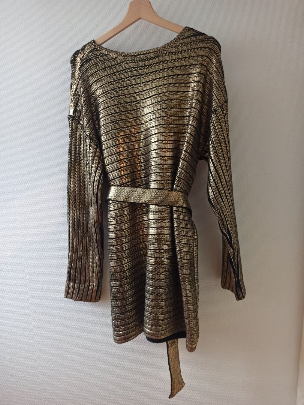 Vestiti: Goldiges Strickkleid | Gold&Silver Paris | One Size – Nuovo (secondo la descrizione) da St. Gallen venduto da syl_575n 1