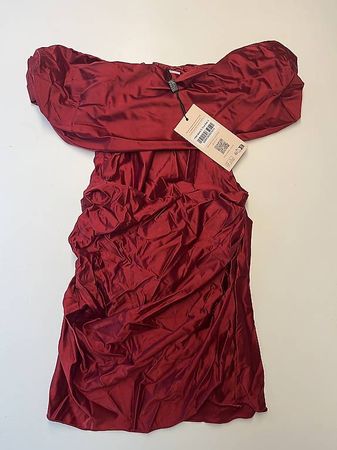 Neue Oh Polly Kleider (mit Etikett und Orginalverpackung)