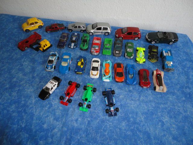 Lot d'anciennes petites voitures, Hot Wheels Mattel