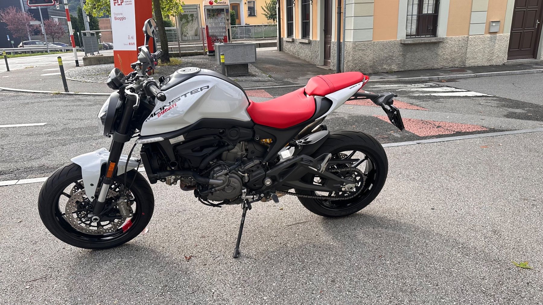 Ducati Strada: Ducati monster – Usato da Bioggio venduto da Vespascout 2