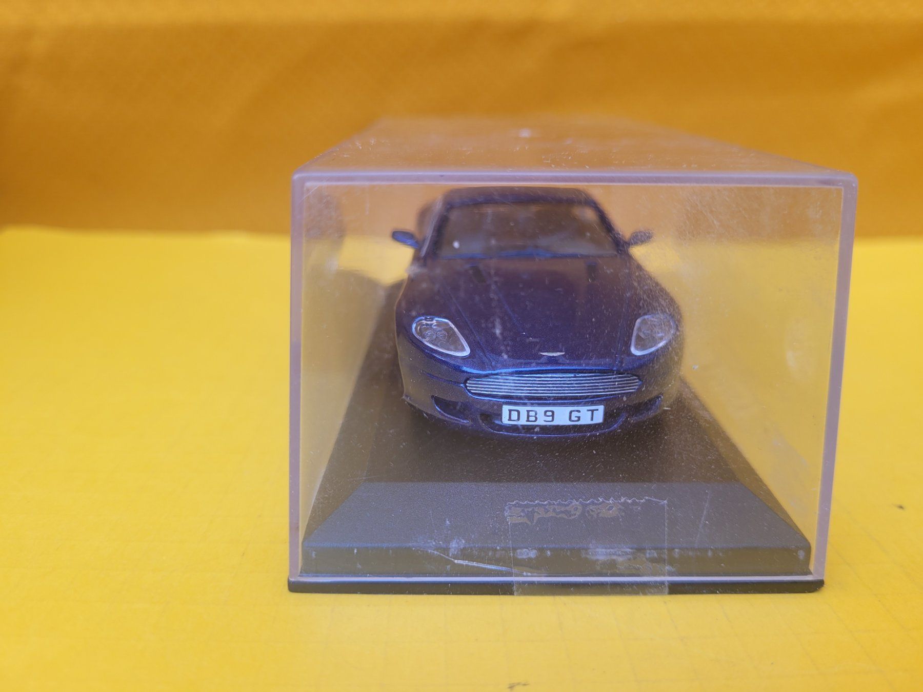 Aston Martin Modellautos: Aston Martin DB9 1:43 – Neu (gemäss Beschreibung) aus Domdidier von Bimbo57 4