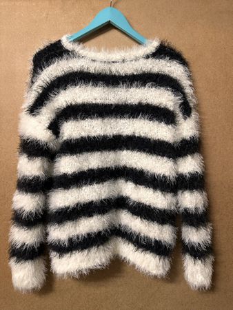 Pullover size M