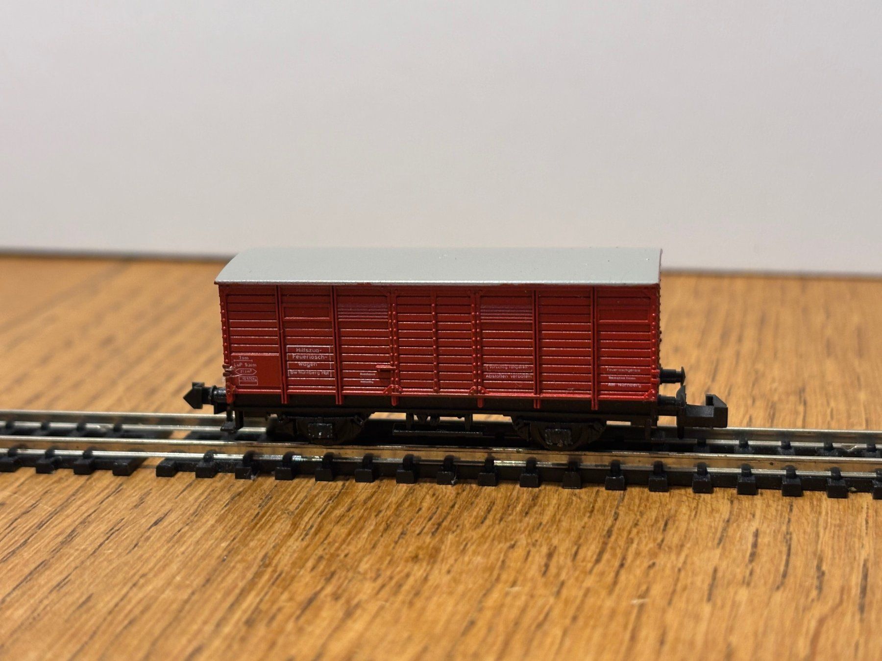 Modellini di ferrovie: *L1329: Güterwagen (Spur N) – Usato da Birsfelden venduto da Birs_25 2