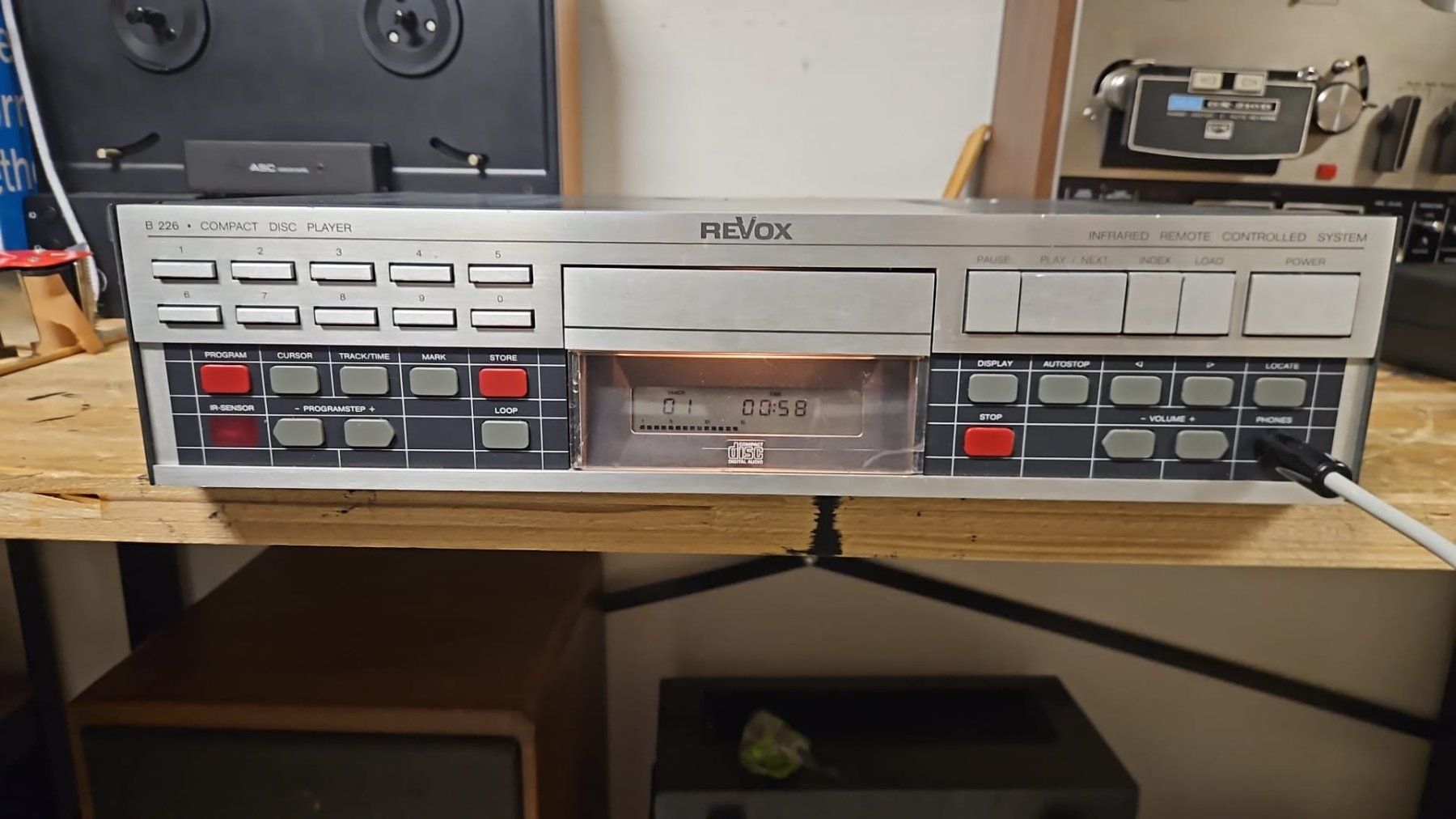 Revox Lettore multimediale & Streamer: Revox B226 Professional CD Player, grad technisch revidiert – Usato da Mauren TG venduto da nochbilligerjakob