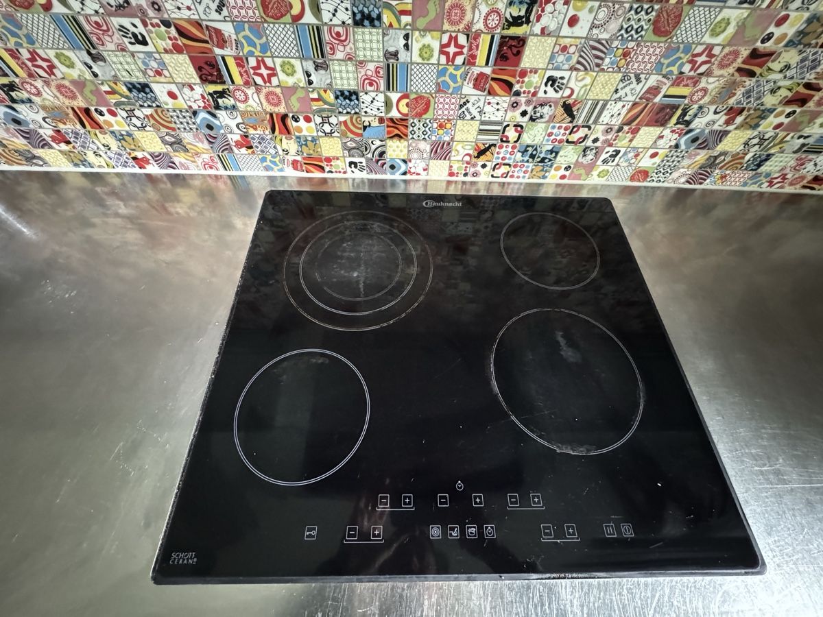 Cucine complete: Komplettküche – Usato da Münchenbuchsee venduto da LuiConte 4