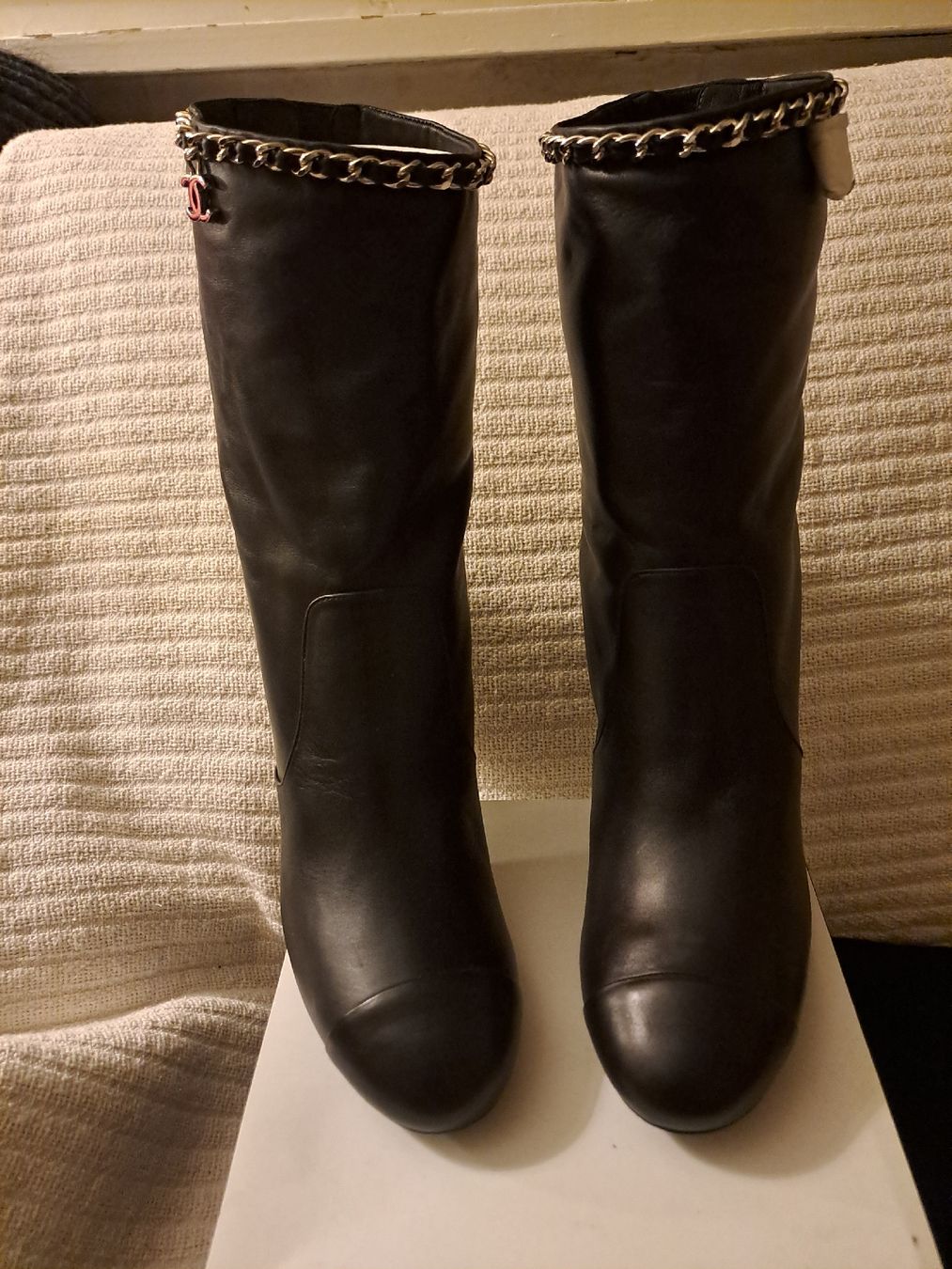 Chanel Scarpe da donna: Bottines Chanel – Nuovo e nell'imballaggio originale da Genève venduto da Cinely