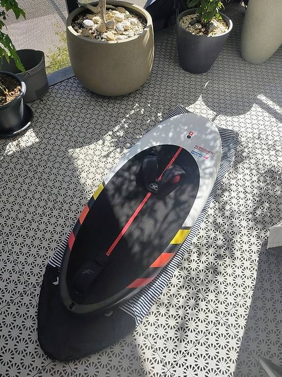 Surfboards & Schwimmbrette: Slingshot Spencer Pro Wingfoilboard 45l – Gebraucht aus Zürich von Max.v.r 1