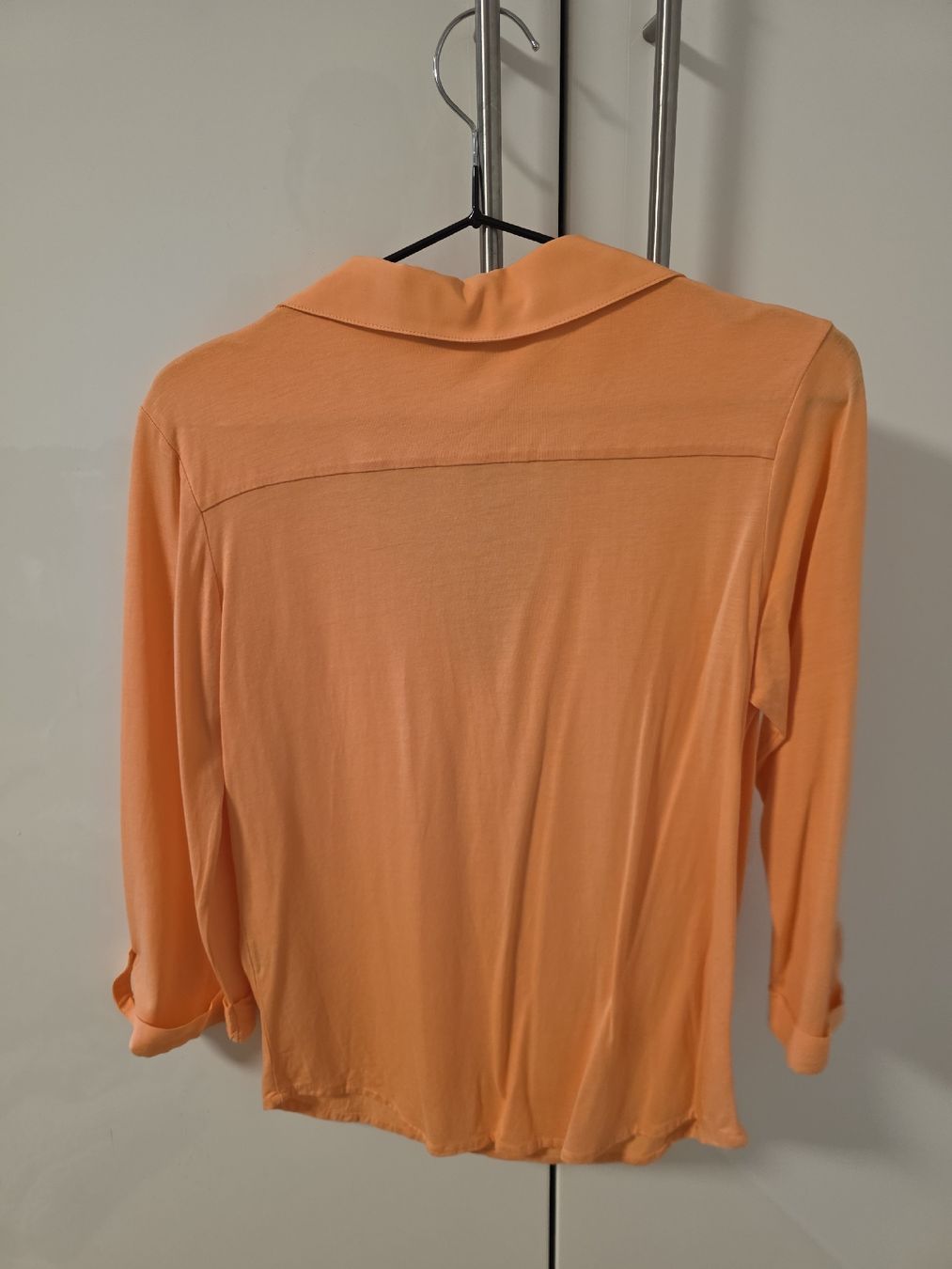 Massimo Dutti Blusen: Orange long sleeve from Massimo Dutti – Gebraucht aus Zürich von lit_n7pb 1