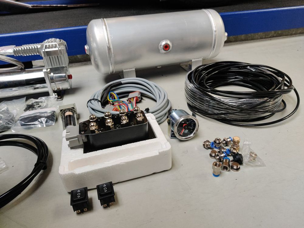 Kompressor-Kit für Luftfahrwerk (Neu (gemäss Beschreibung)) in Alpnach ...