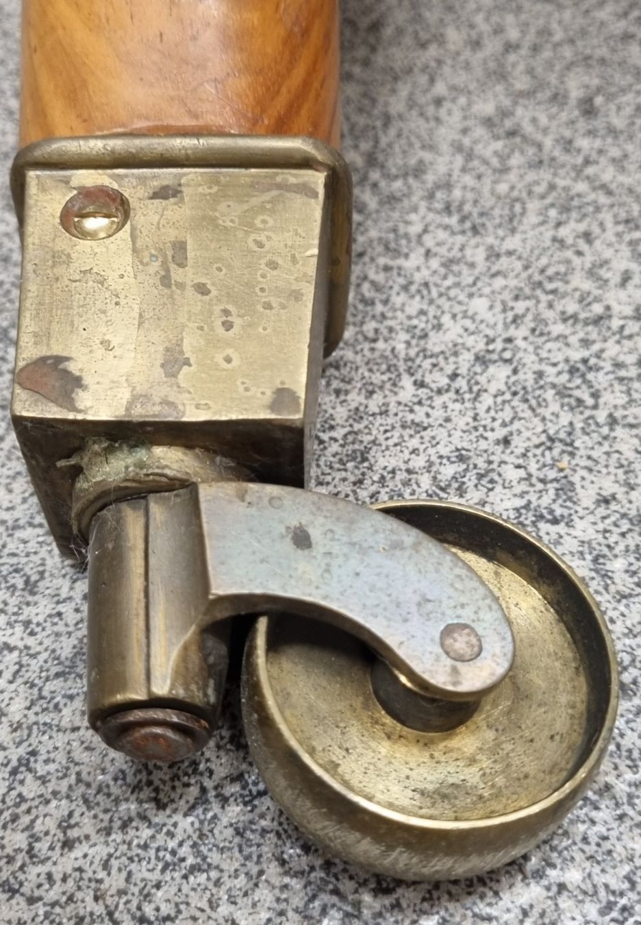 Poltrone: Antiker Armlehnsessel Biedermeier   Salonsessel – Usato da Bern venduto da ros_v7ry 8
