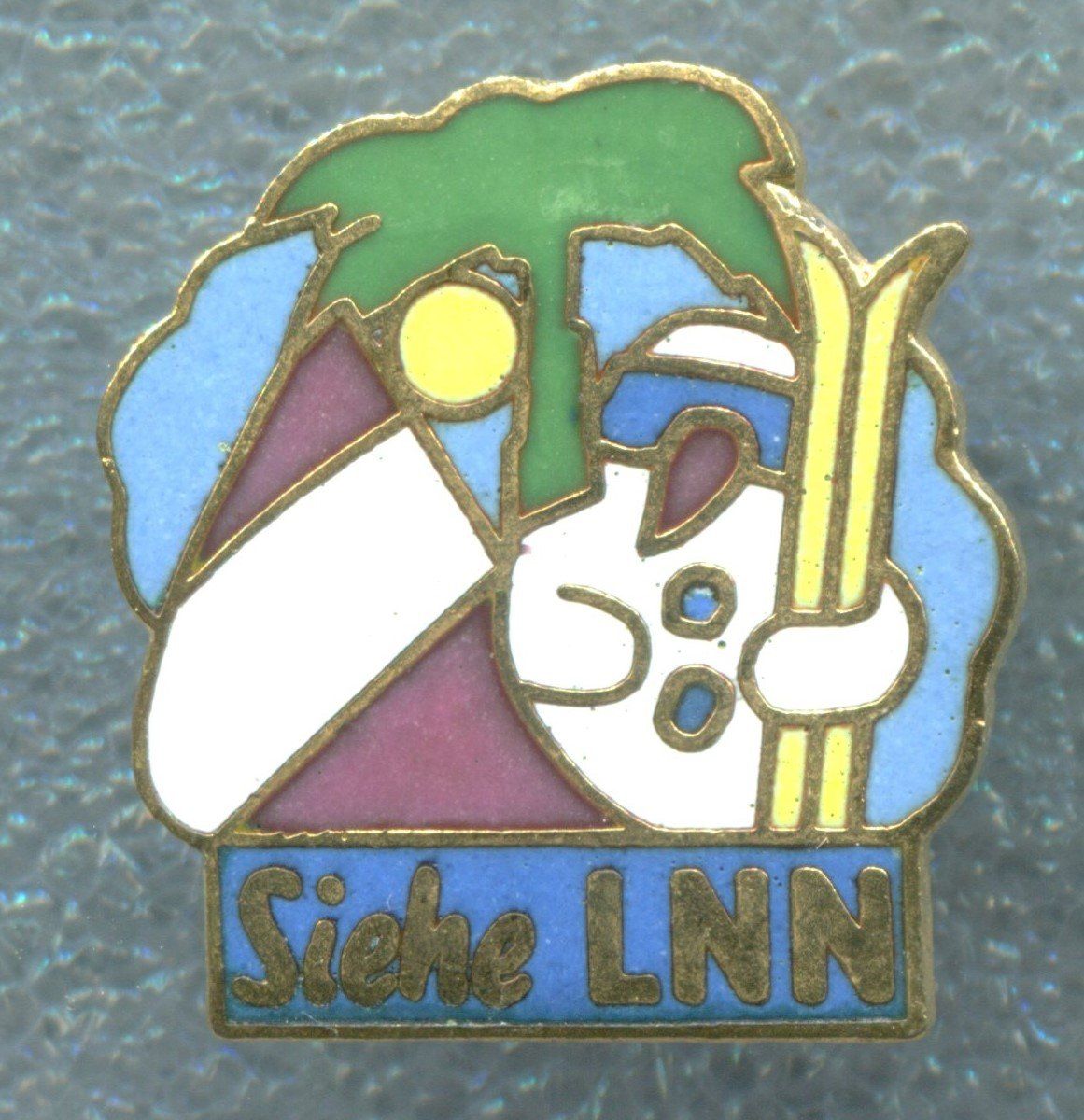 Placchette & Badge: LNN  Luzerner Neue Nachrichten – Usato da Winterthur venduto da Sammleroase