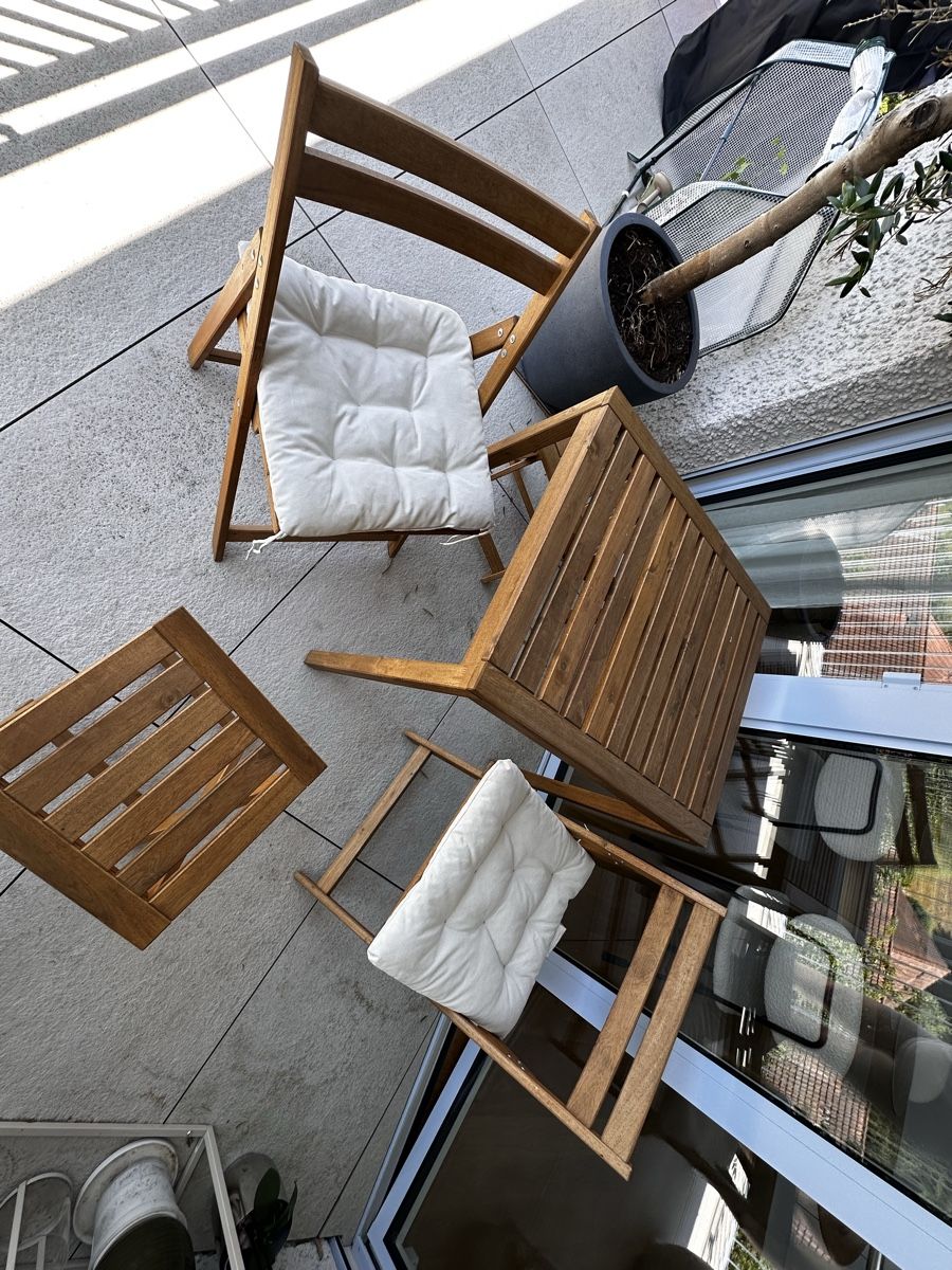 Ikea Set di tavolo e panche: Nämmarö Gartenmöbelset – Usato da Münchenstein venduto da jwp 1