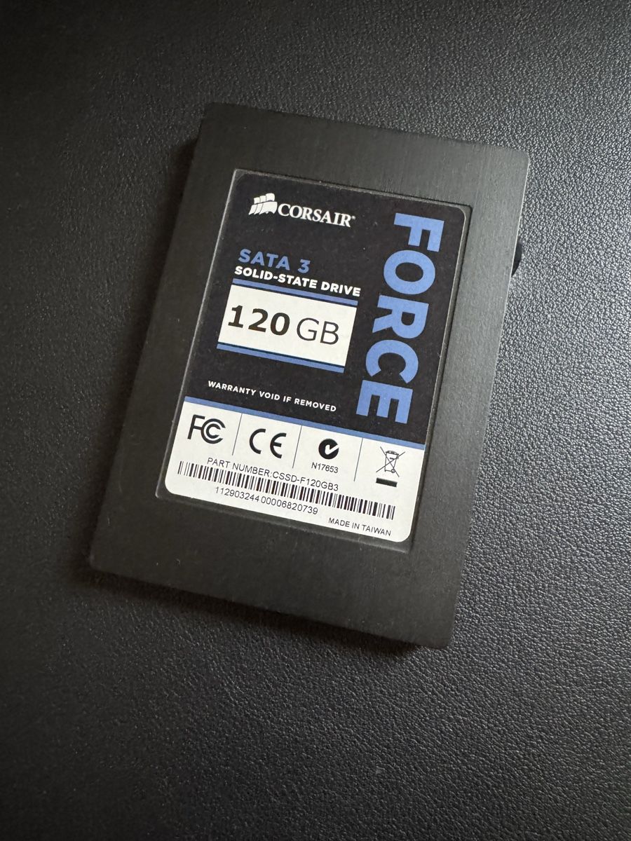 Corsair Dischi rigidi: SSD Corsair Force 3 120 GB – Usato da Glattpark(Opfikon) venduto da MadMarc17