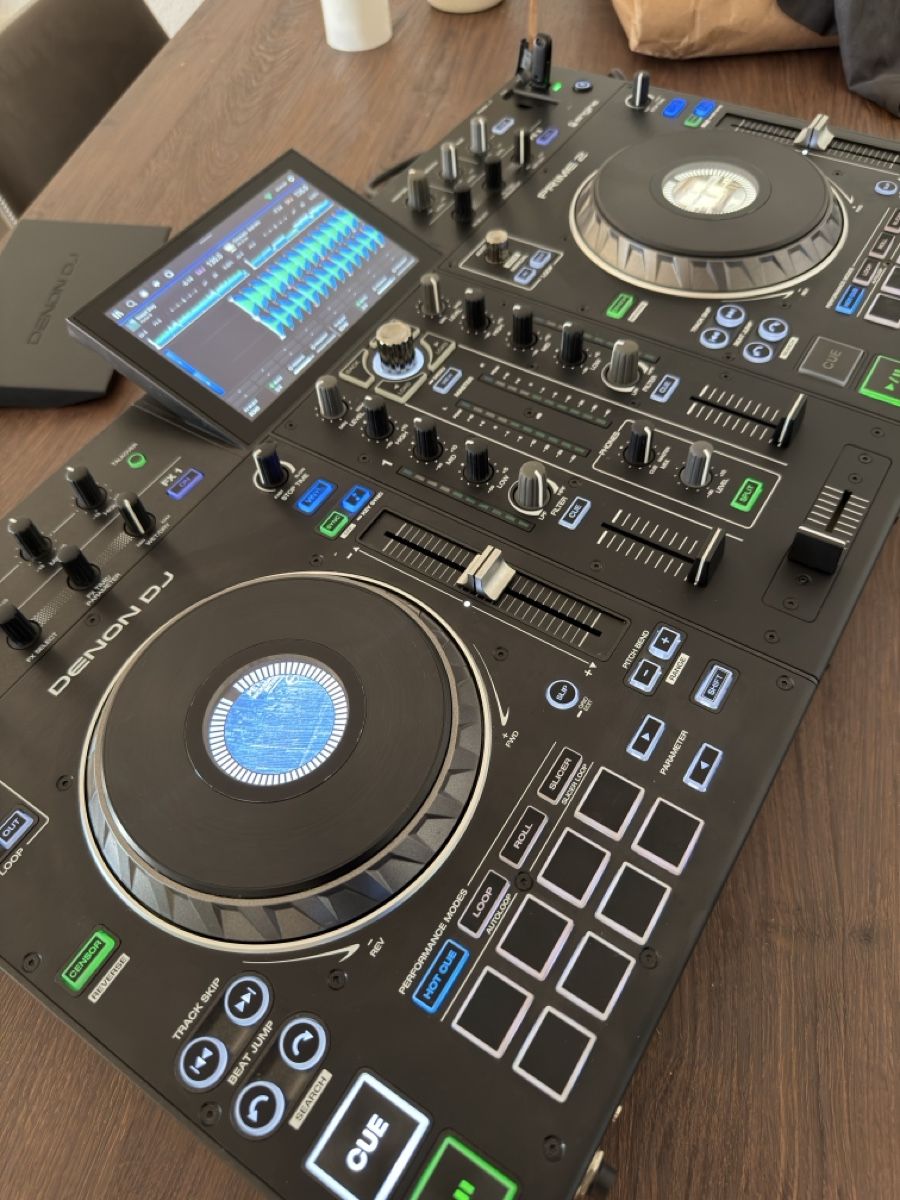 Denon Audio- & Mediensysteme: Denon DJ Prime 2 mit Originalverpackung – Gebraucht aus Zürich von Rocola26 6