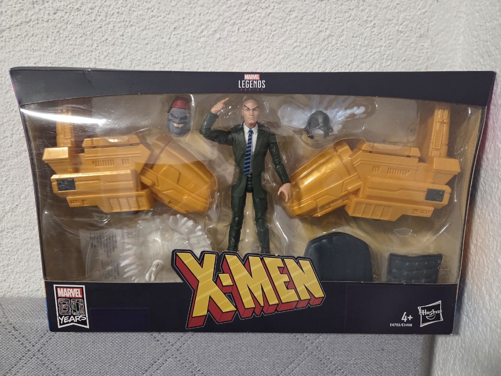 Hasbro Statuette: Marvel Legends X-Men Professor X with Hover Chair – Usato da Bonstetten venduto da Knoepfel2