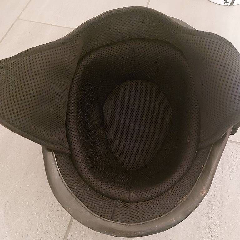 Helme & Visiere: Helm – Gebraucht aus Bellikon von Anithom 1