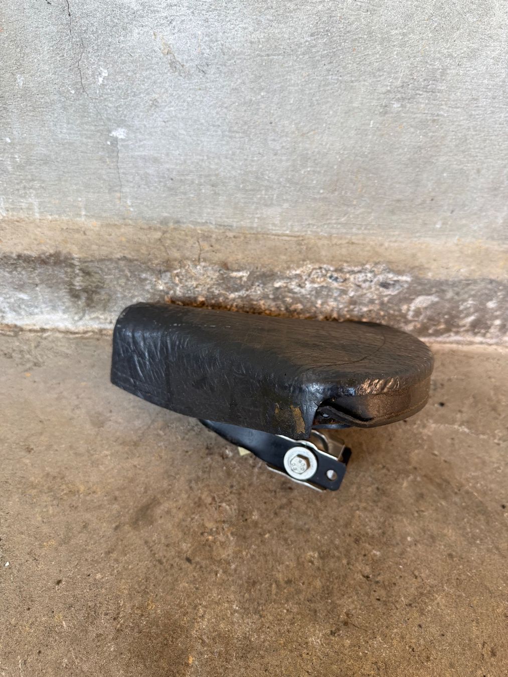 Puch Pièces pour mobylette: Giuliari Mofa Sattl Oldie – D'occasion à Fahrni b. Thun par berger_tuning34 4