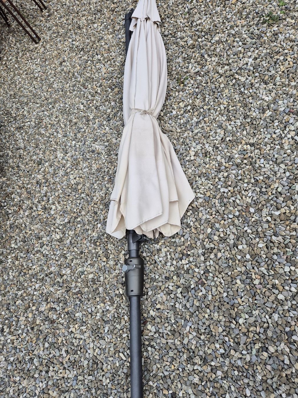 Sonnenschirme: Sonnenschirm gross,3 Meter Durchmesser,beige,FLY – Gebraucht aus Villmergen von MONCHHICHI 5