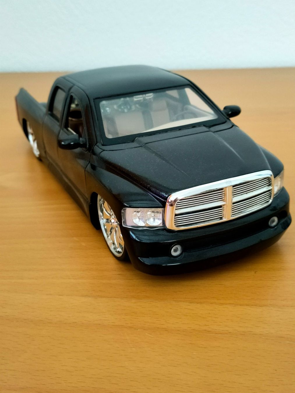 Dodge Modellini d'auto: 2003 Dodge RAM 1500 von JADA , 1/18 , Vitrinenmodell – Usato da Ormalingen venduto da maite06 3