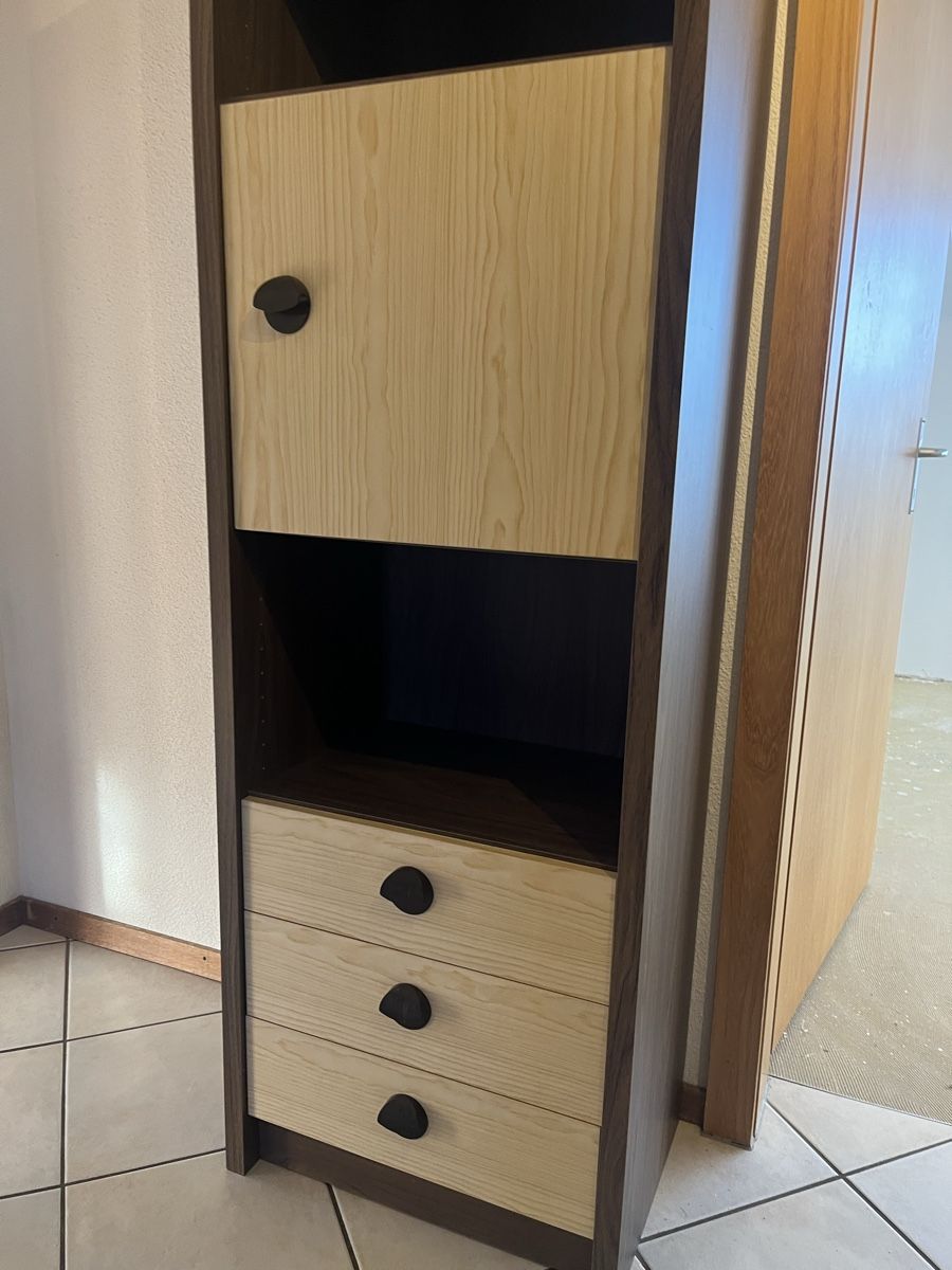 Scaffali: 2 Regale – Usato da Plaffeien venduto da CN83