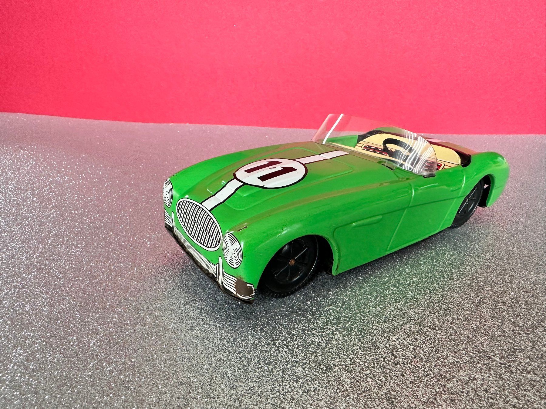 Jouets: Altes Blechauto Austin Healey , 1960's – D'occasion à Seuzach par Jage