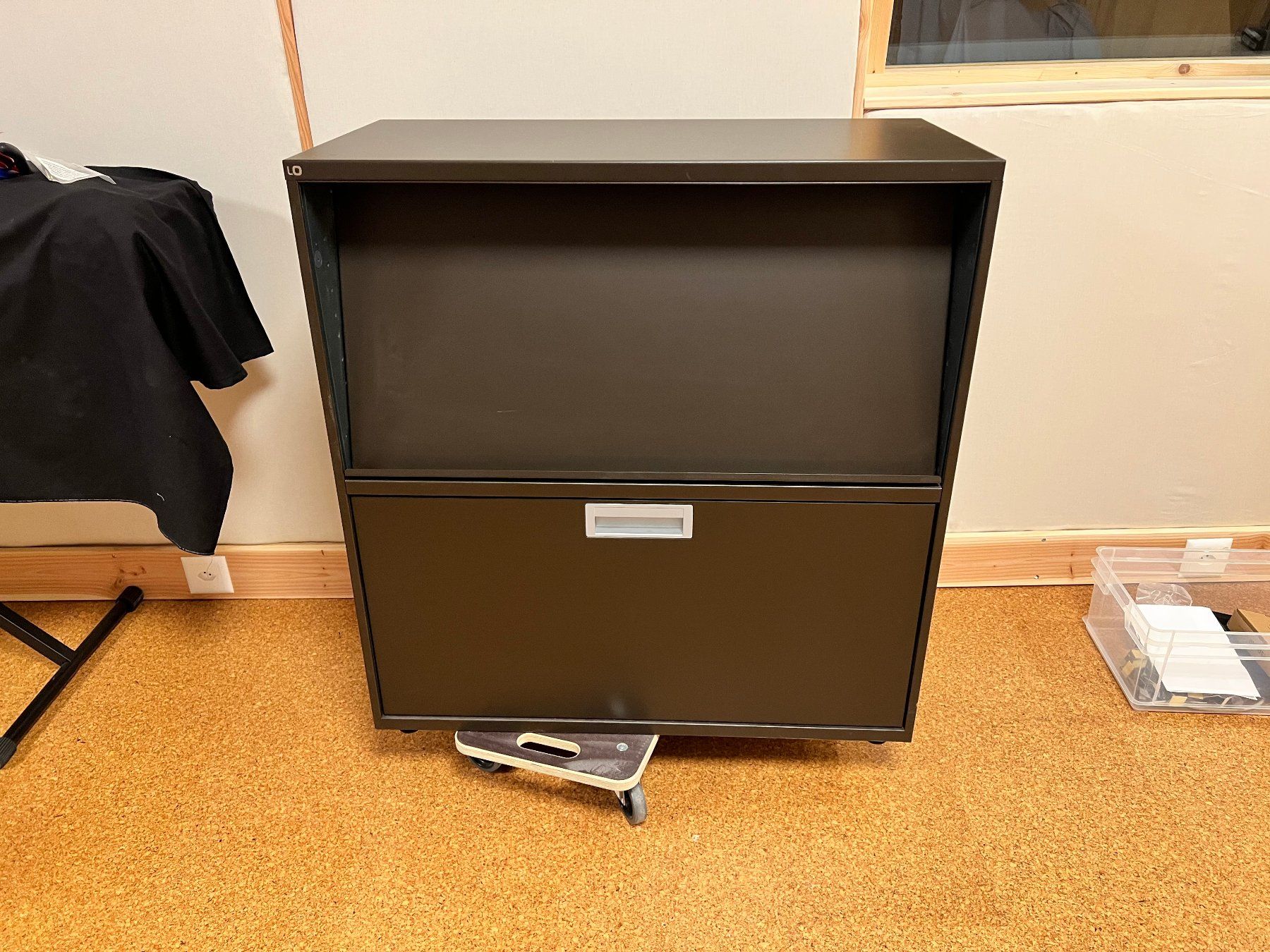 Lista Regale: Lista Office Sideboard mit Auslage – Gebraucht aus Baar von Berick