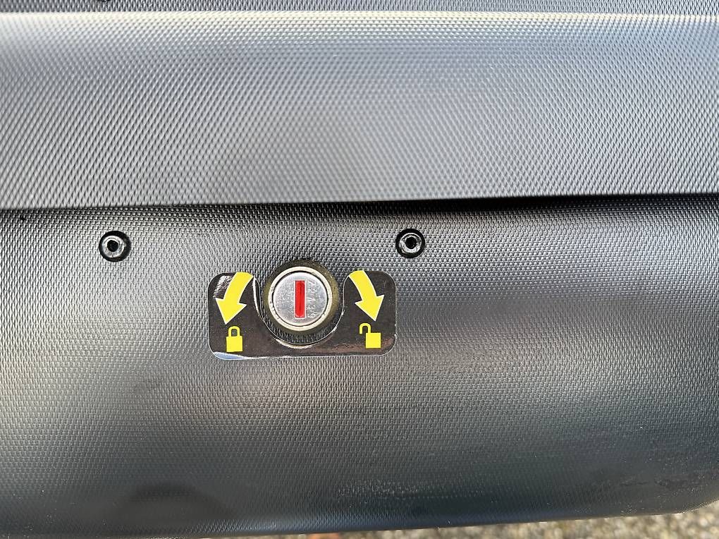 Box da tetto: Fischer Dachbox x-treme  – Usato da Bassersdorf venduto da Miniminimi 3