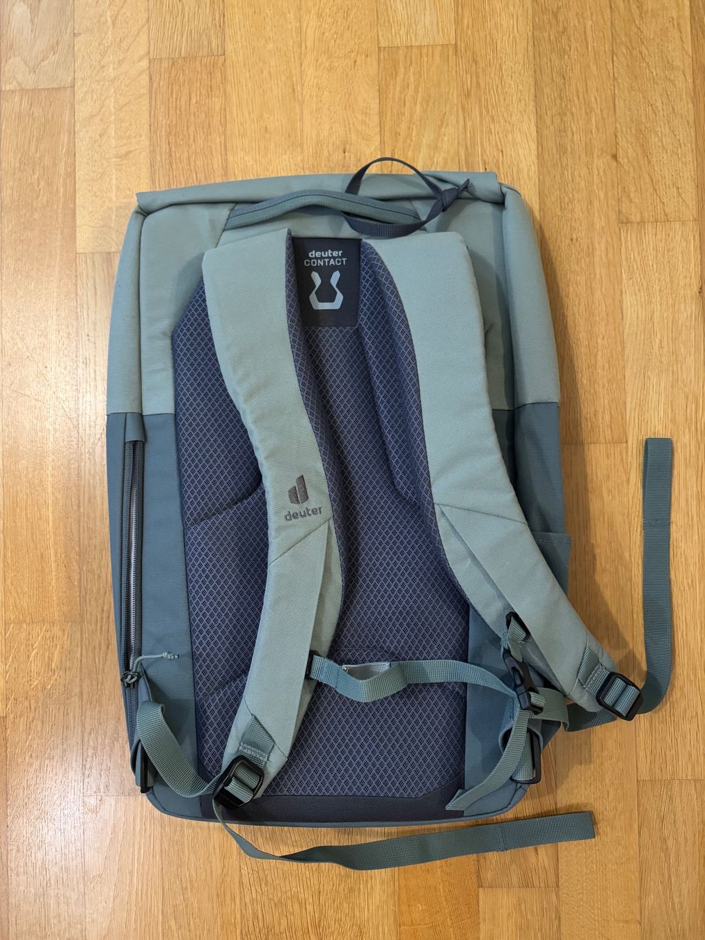 Deuter Zaini: Rucksack Deuter UP Sydney 22l, mit Laptopfach – Usato da Wilchingen venduto da ninachristen 1