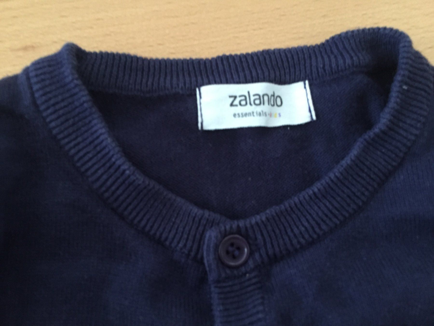 Maglioni & Felpe: Cardigan dunkelblau "Zalando essentials" – Usato da Muttenz venduto da Juvenile33 1