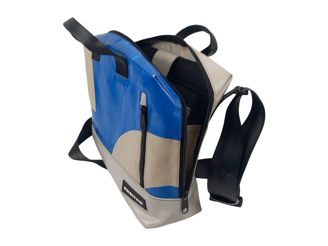 Freitag Sacs: FREITAG Tasche blau weiss – D'occasion à Hünenberg par Restwert_Zug 4