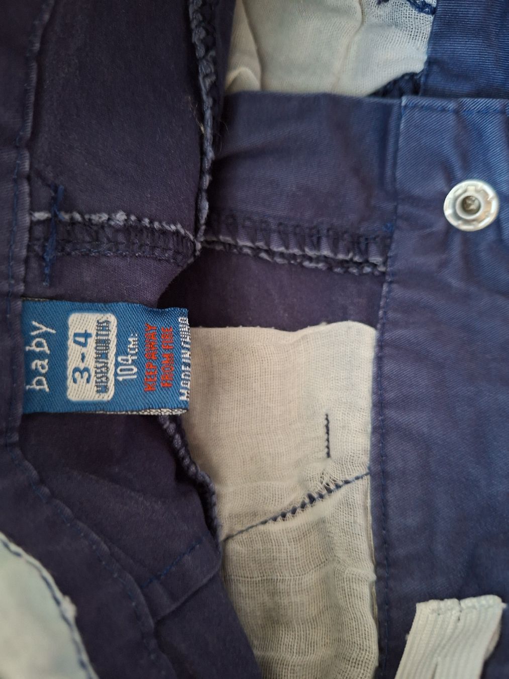 Lotti & Set di vestiti: Mädchen Kleiderpaket Gr. 98 – Usato da Niederlenz venduto da Sol7d 2