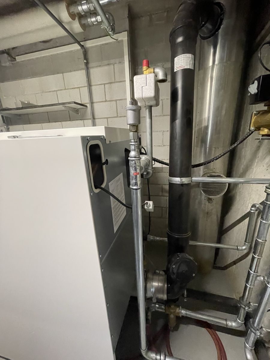 Altro in Utensili da giardino: OELHEILUNG VON ELCO 54 KW – Usato da Küssnacht am Rigi venduto da Koala73 8