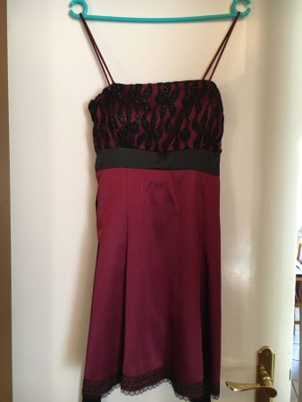 Robe cocktail bordeaux - état neuf - S/M