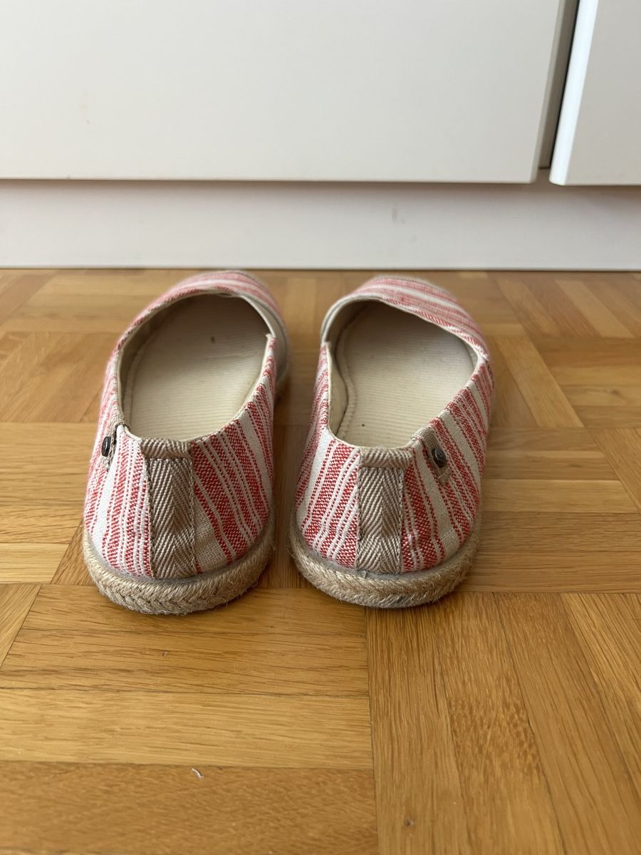 Scarpe da donna: Roxy Espadrilles, Streifen Rot/Weiss, Grösse 39 – Usato da Rüschlikon venduto da Picpara 1