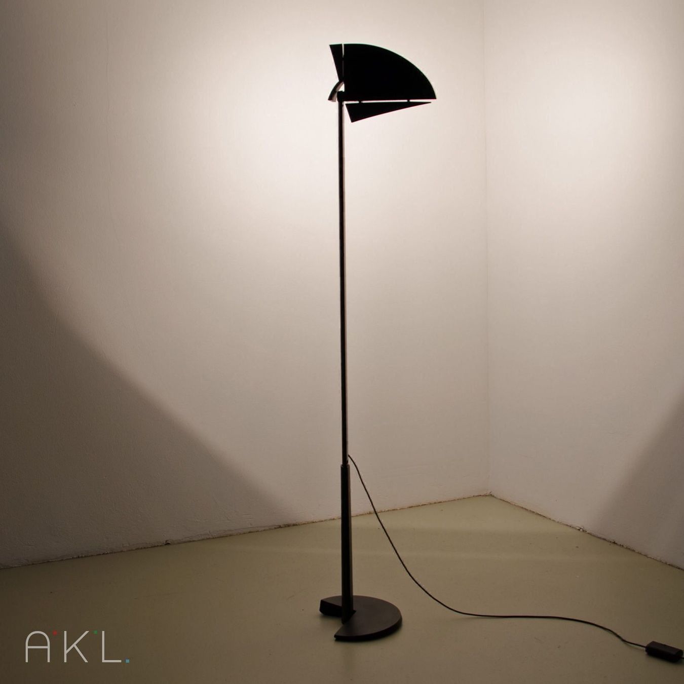 Lampade: Start -  Skipper - Bruno Gecchelin 1985 – Usato da Fescoggia venduto da AmazingDesignObjects