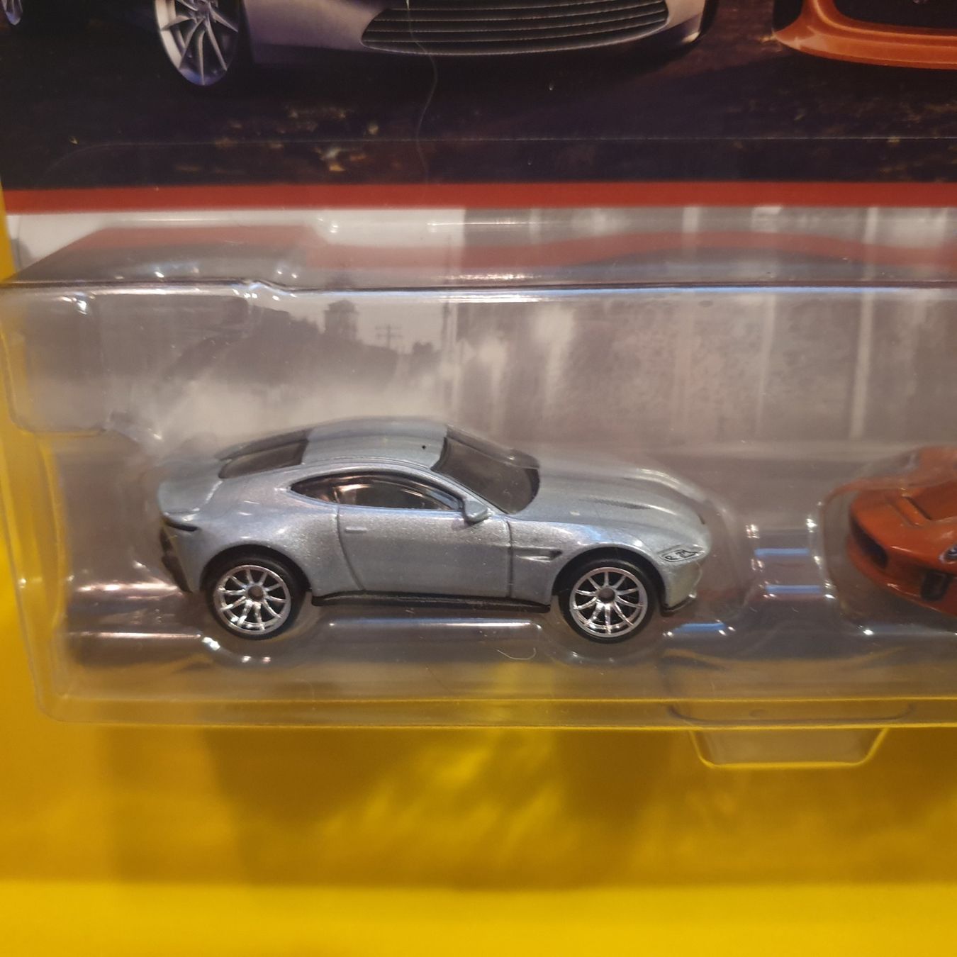 Hot Wheels Modellautos: Hot Wheels 2025 Target Exclusive 2 Pack SPECTRE 007 – Neu und originalverpackt aus Oftringen von Rotor 3