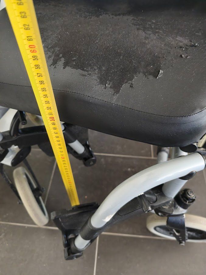 Rollstühle: Rollstuhl Breezy basix 2 Leichtgewicht – Gebraucht aus Toffen von Immo-Erben 7