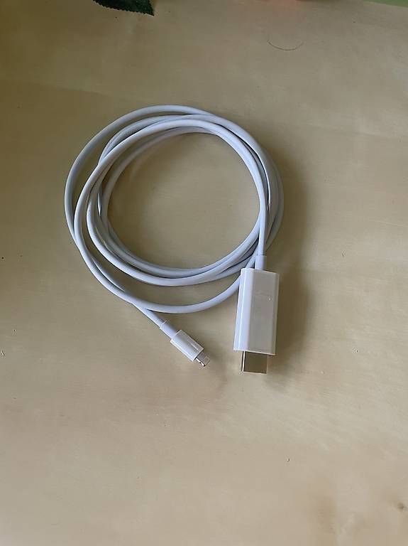 Câbles: Lightning zu HDMI Kabel - 2m – Neuf (Voir description) à Winterthur par luc_dh9f