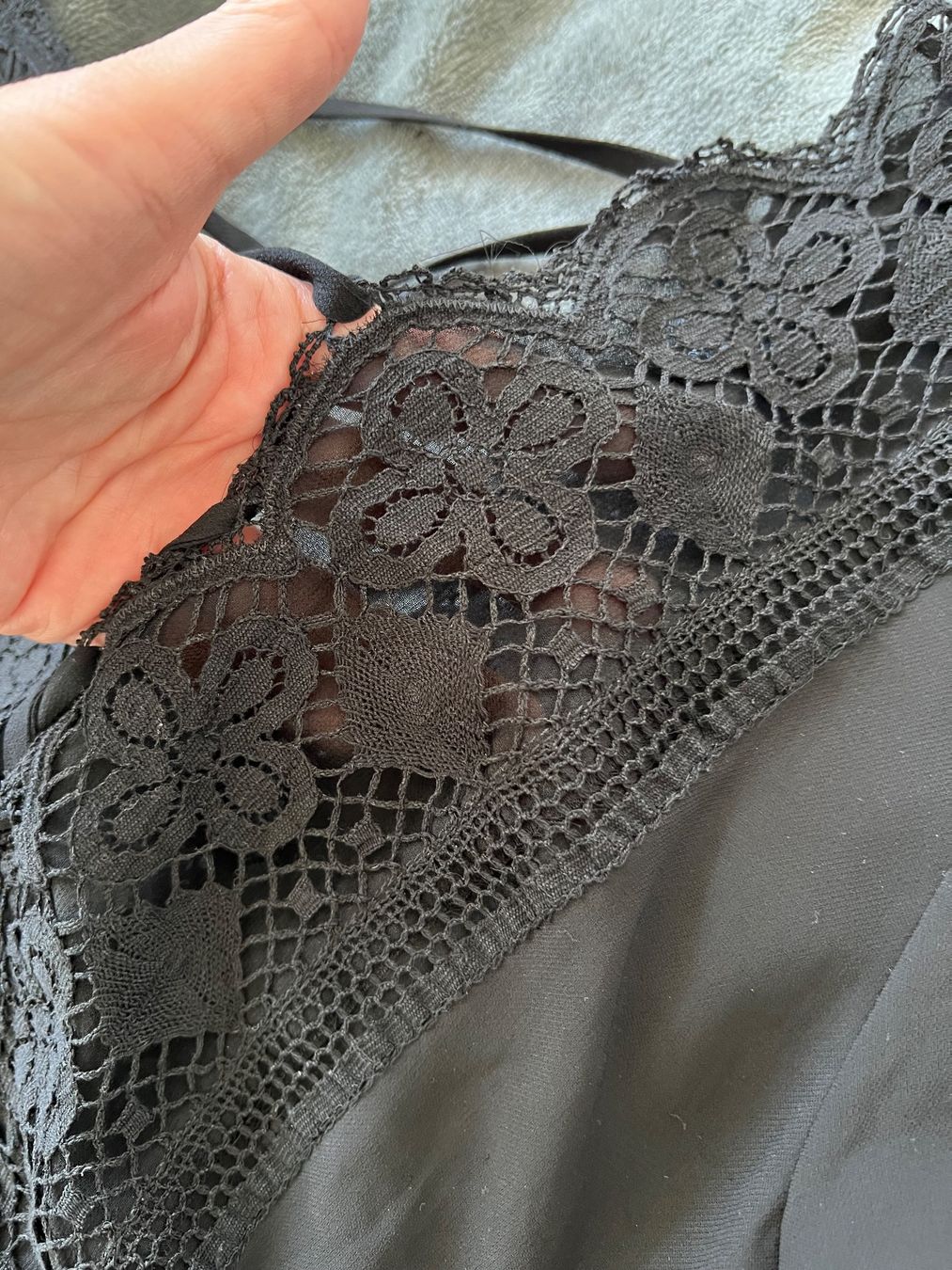Sandro Vestiti: SANDRO, Robe noire légère à dentelle – Usato da Genève venduto da alfalfa 1