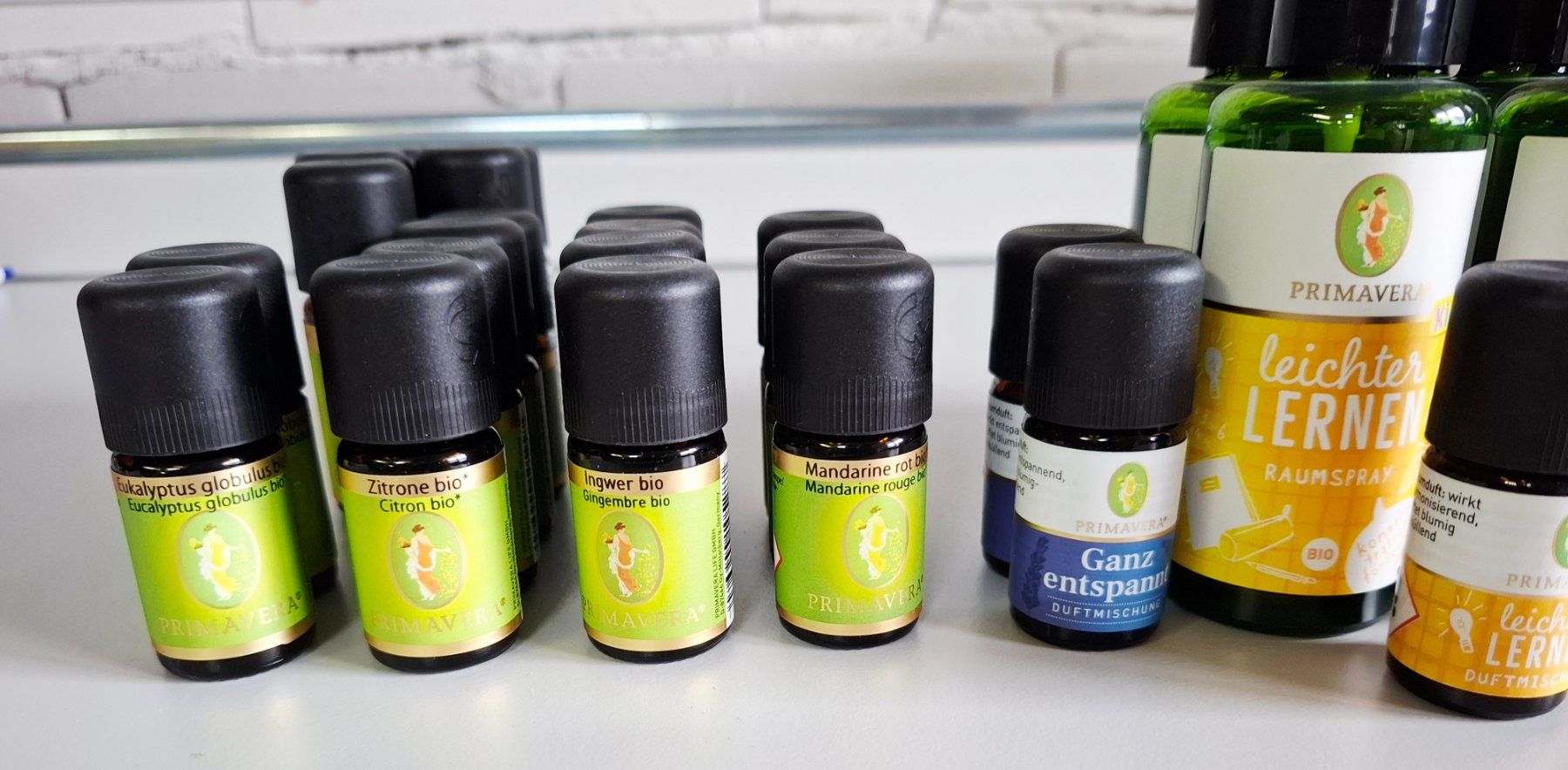 Ätherische Öle: Grosses Primavera Set ätherische Bio Öle + Sprays – Neu und originalverpackt aus Vilters von Soda_95 1