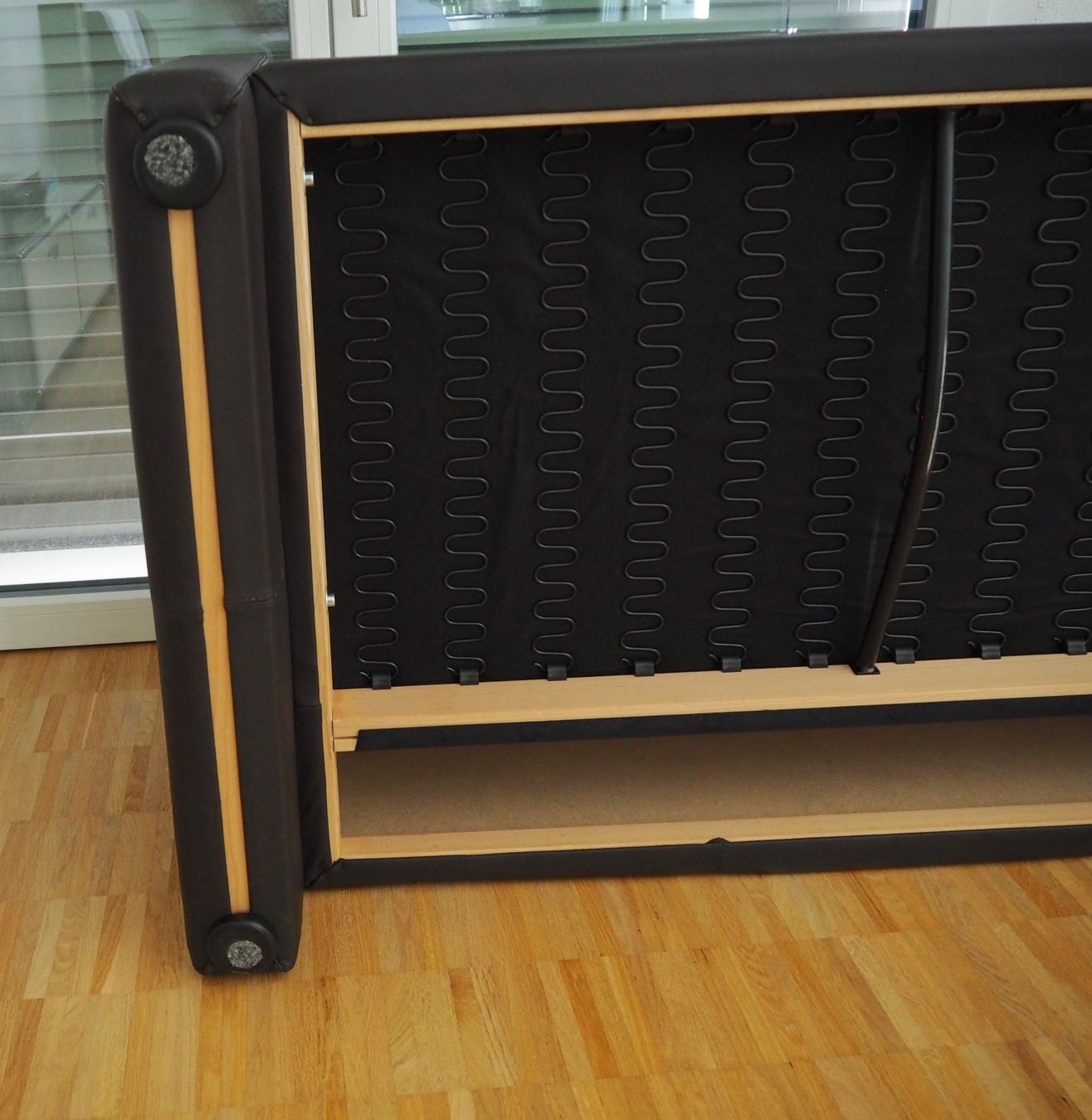 Divani: Two (2) Sofa COR Conseta Leader darkbrown – Usato da Fribourg venduto da tes_dxz7 3