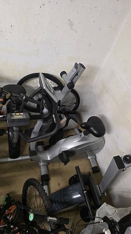 Biciclette: Machine de sport – Usato da Tavannes venduto da Izzymodsh