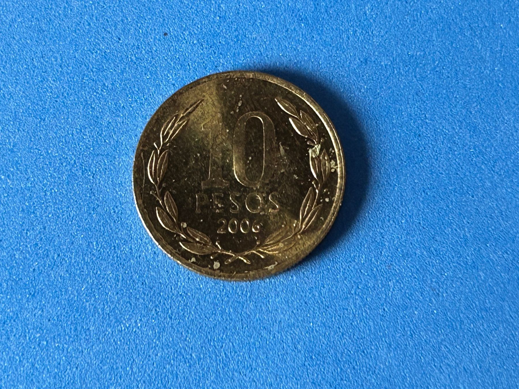Tutti le monete: Chile - 10 Pesos 2006 – Usato da Corcelles NE venduto da AJKader 4