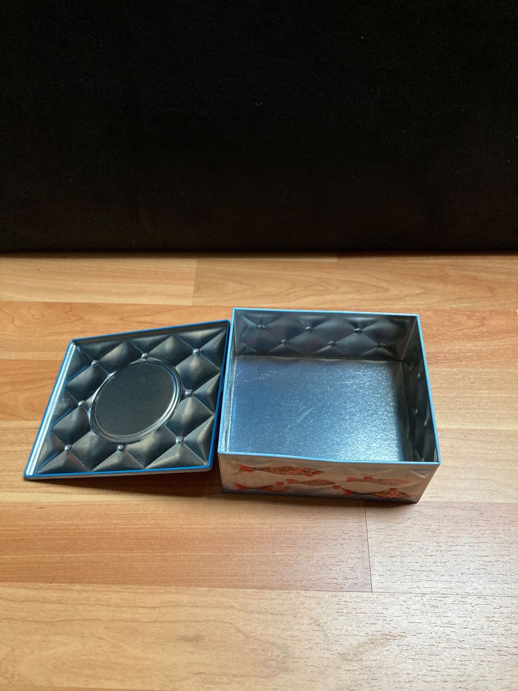 AluBox Altro per la casa: Blechdose quadratisch - ideal auch als Verpackung – Usato da Widen venduto da Maja56 1
