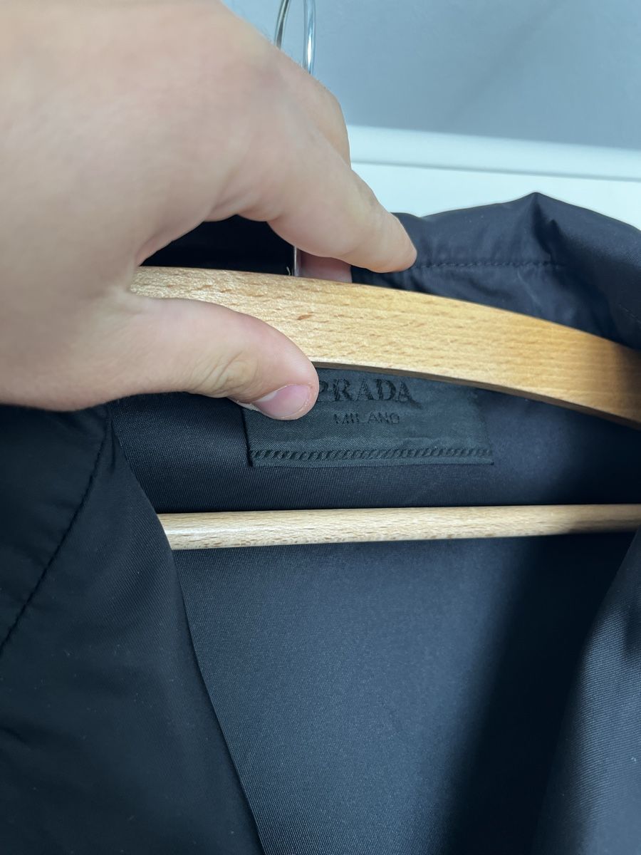Prada Camicette: Prada Nylon Shirt – Usato da Genève venduto da 3M_JR 3