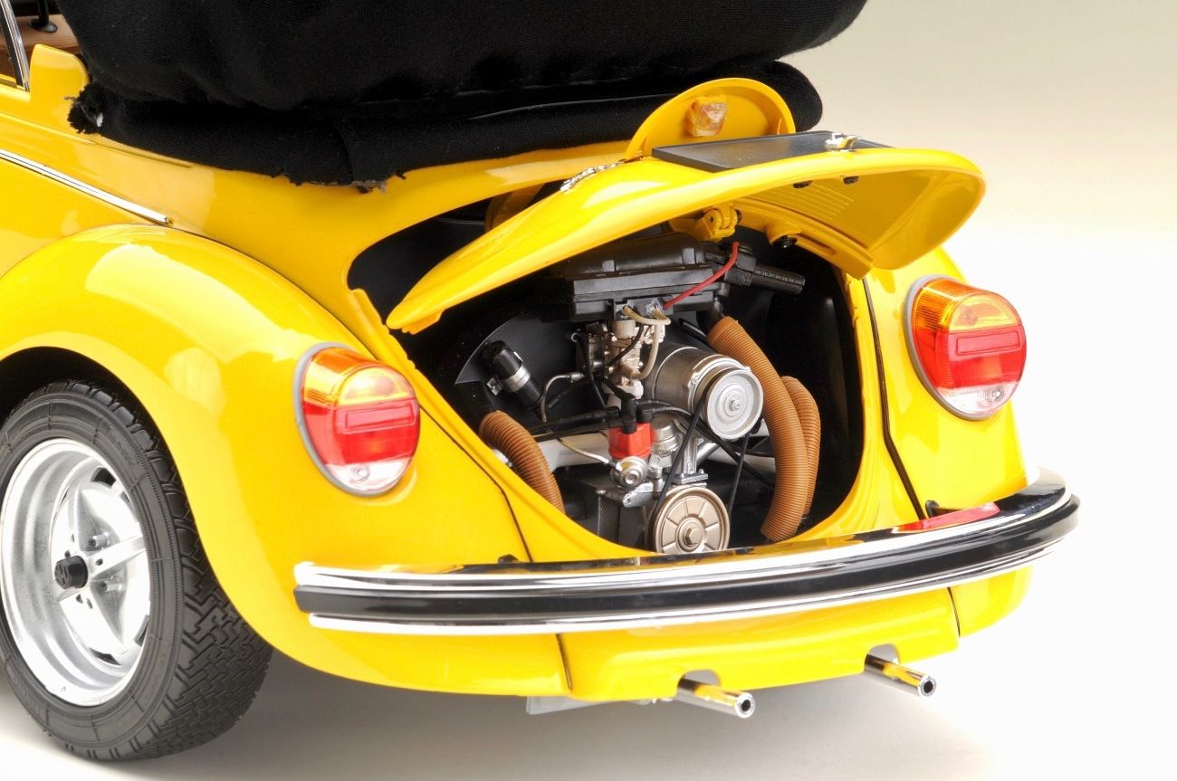 Baukästen: VW Käfer 1303 Cabrio Bausatz im Massstab 1:8 – Neu und originalverpackt aus Erlenbach im Simmental von Model_box 3