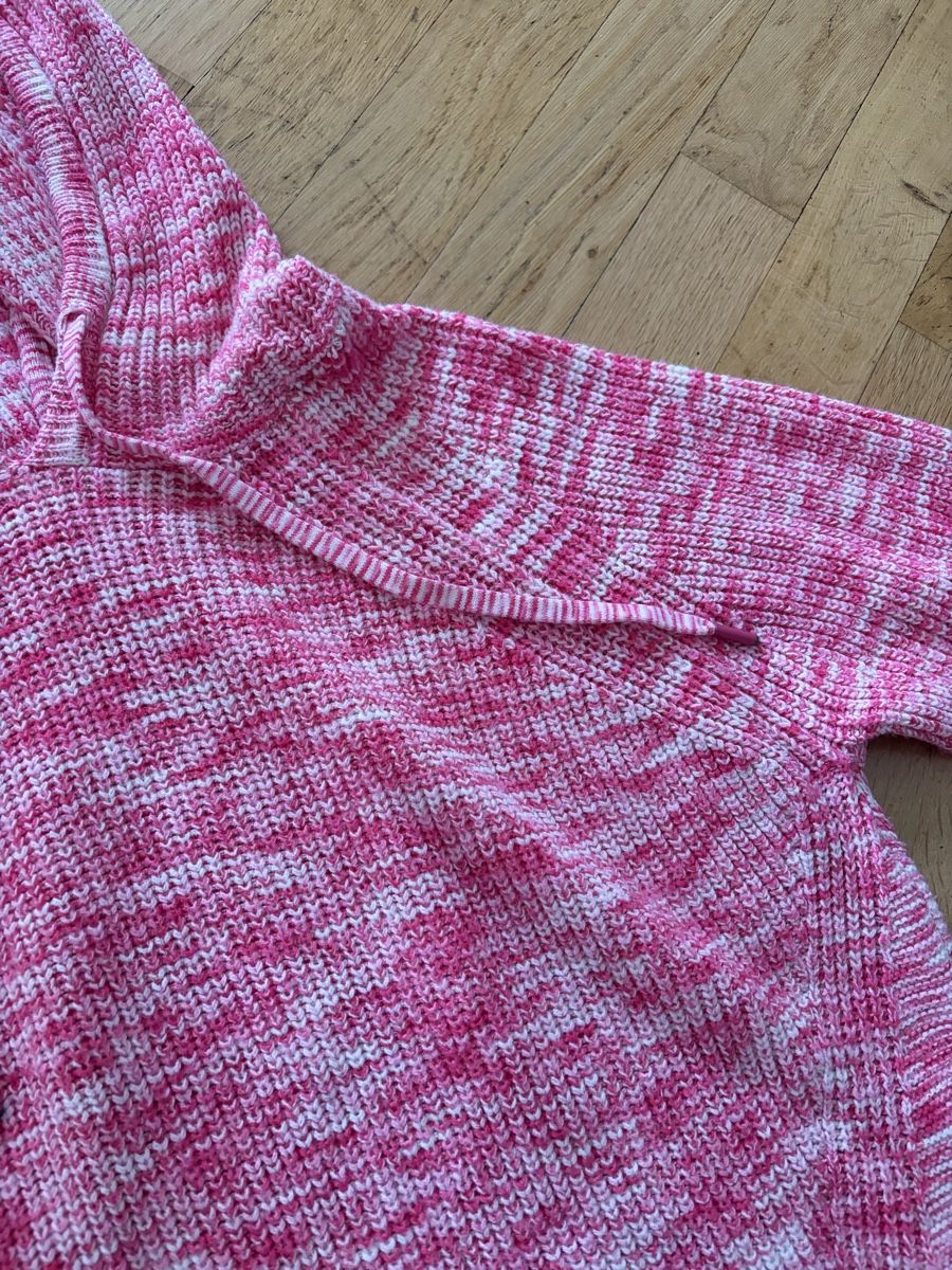Next Pullover & Sweatshirts: Pull à capuche rose et blanc chiné – NEXT – Taille S – Gebraucht aus Martigny von O96 1