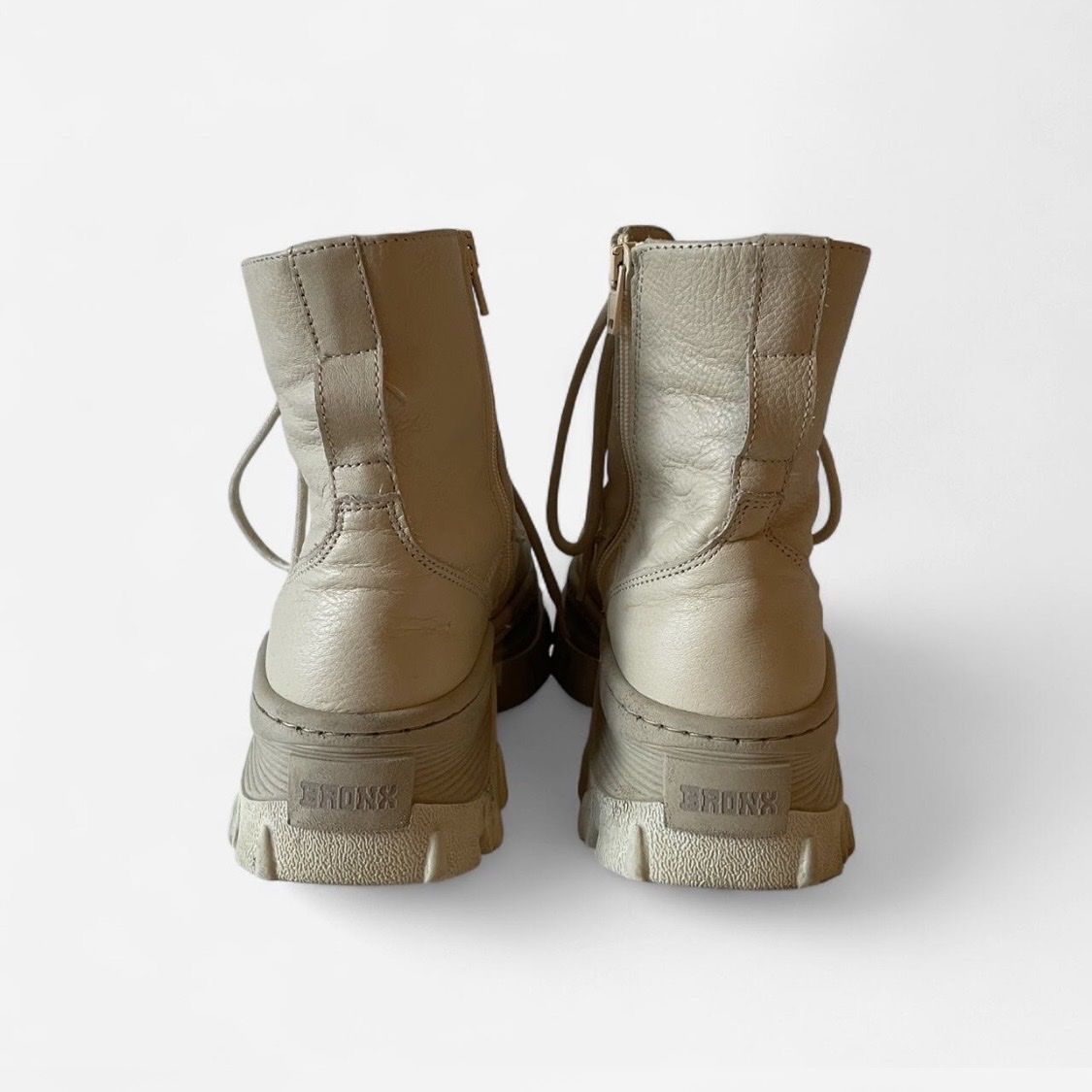 Chaussures femmes: Bronx Leder Boots Gr. 37, beige – D'occasion à Luzern par sar_yqn5 2