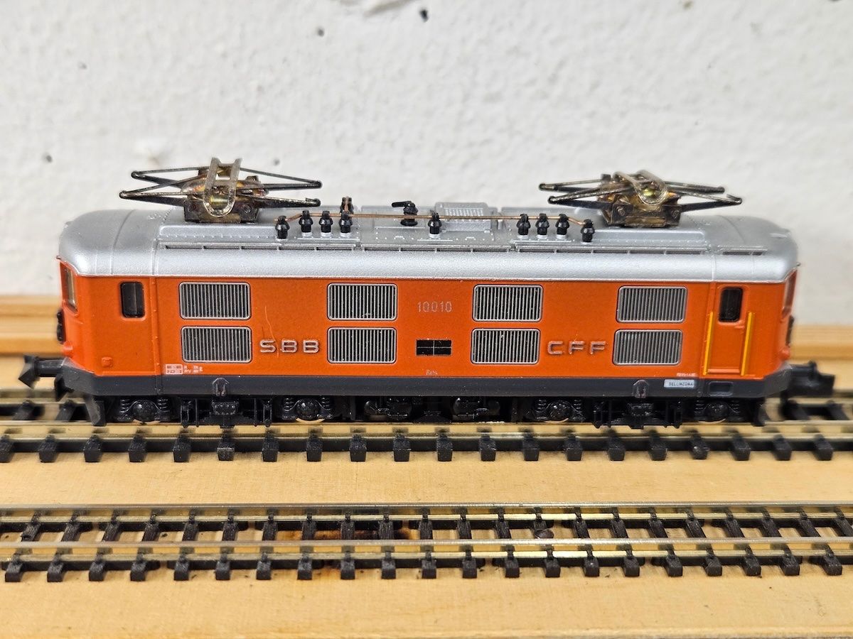 Hobbytrain Modellini di ferrovie: Re 4/4 I Digital spur N – Usato da Gunzgen venduto da luwy 1