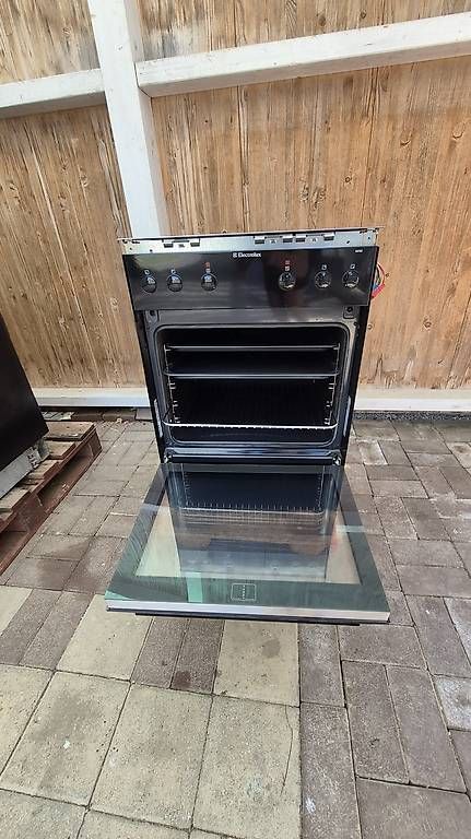 Cuisinières: Electrolux Einbaubackofen mit Glaskeramikkochfeld 60 cm – D'occasion à Zeihen par isabel.pfister 1